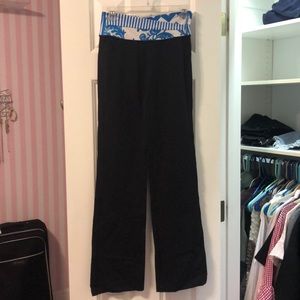 Lulu lemon yoga pants